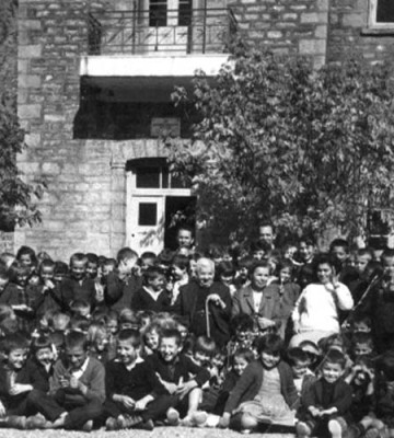 Παιδιά του σχολείου τη δεκαετία του '60.